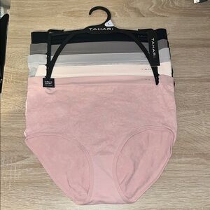 Women’s Tahari Pink and Gray Panties Set. Large